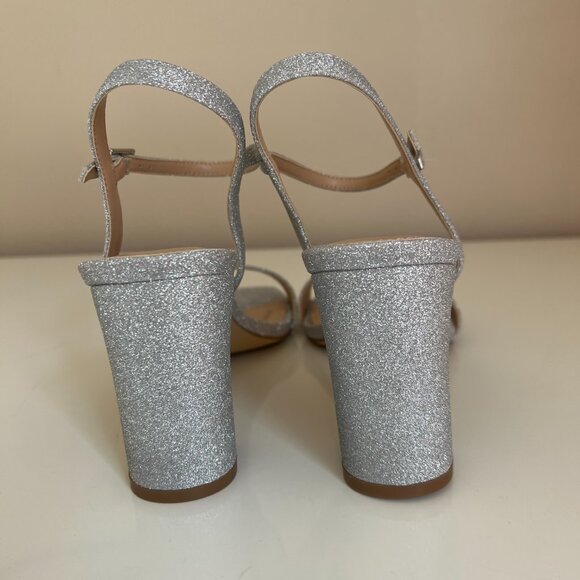 BADGLEY MISCHKA JEWEL Rayla Evening Sandals - Silver Fabric - Size 8.5 - Picture 5 of 13